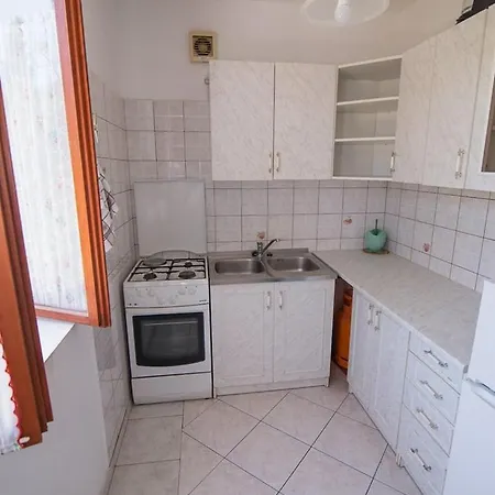 Andjelka B4-blue Guest house 3*