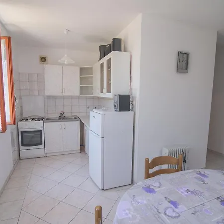 Guest house Andjelka B4-blue