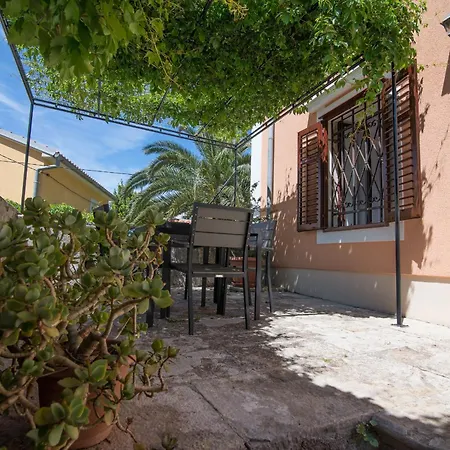 Guest house Andjelka B4-blue Mali Losinj