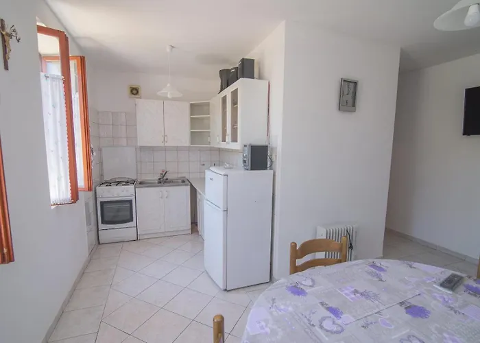 Gasthuis Andjelka B4-blue